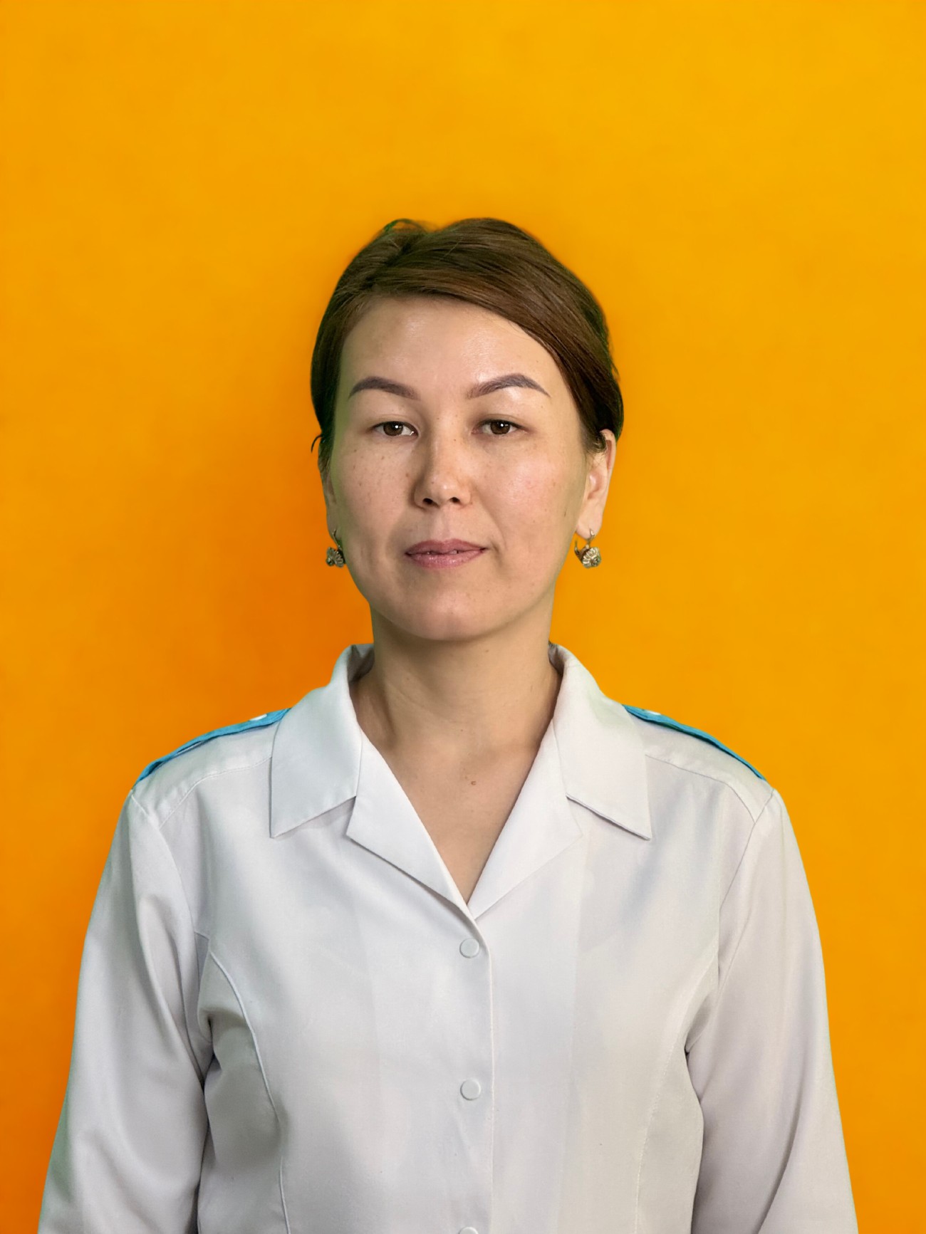 Mrs. Abdimomunova Begimay